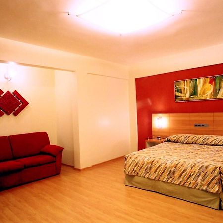 Liber Hotel Nova Serrana - Conforto Na Rota Da Br-262 Bagian luar foto