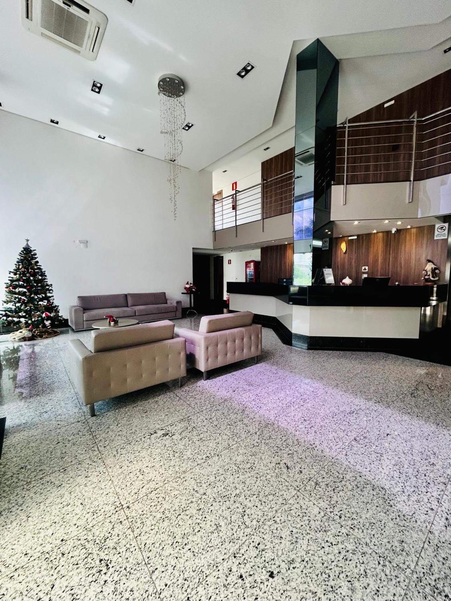 Liber Hotel Nova Serrana - Conforto Na Rota Da Br-262 Bagian luar foto